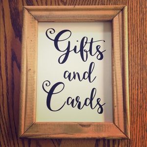 Small canvas for wedding